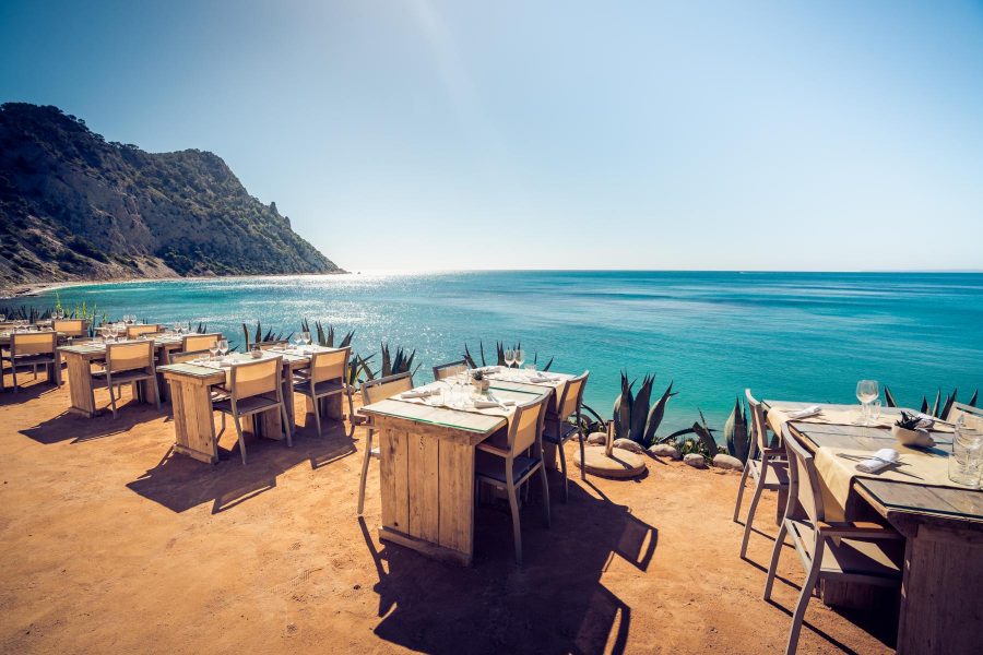beach-restaurant